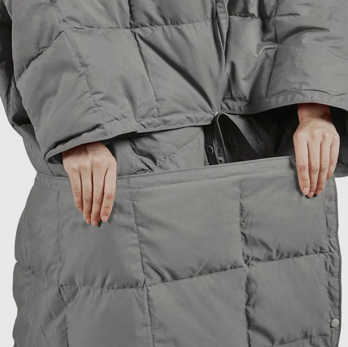 Outdoor Camping Wearable
Blanket Goose Feather & Down,Blue or Grey